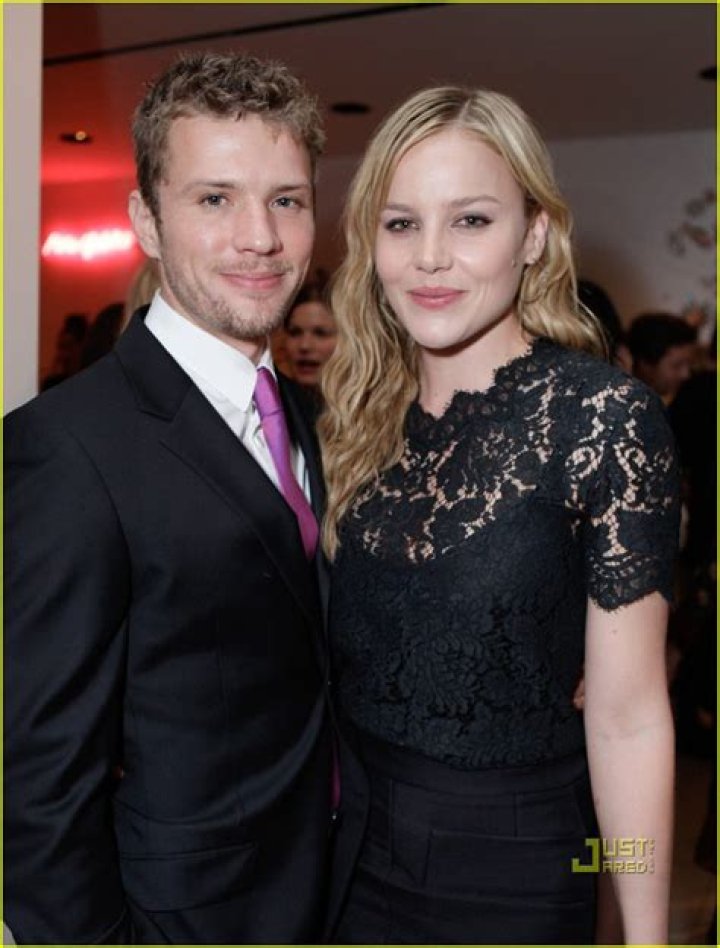Abbie Cornish’s Boyfriend: Who is Abbie Cornish Dating?