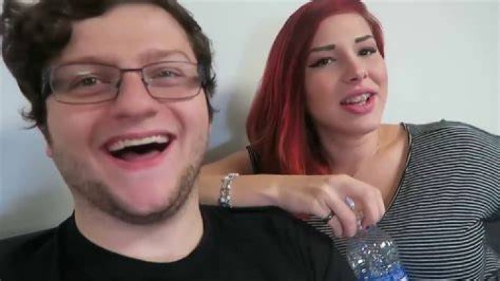 Adam Dahlberg’s Girlfriend: Who is Adam Dahlberg Dating?