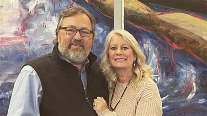 Alan Robertson’s Girlfriend: Who is Alan Robertson Dating?