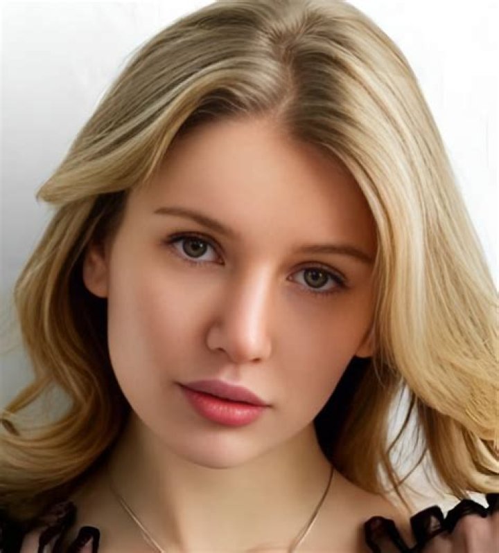 Alena German’s Girlfriend: Who is Alena German Dating?