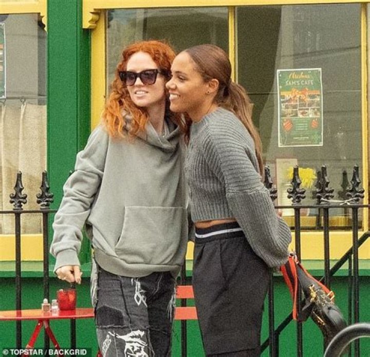 Alex Scott’s Boyfriend: Who is Alex Scott Dating?