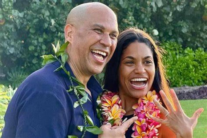 Alexis Hogan’s Boyfriend: Who is Alexis Hogan Dating?
