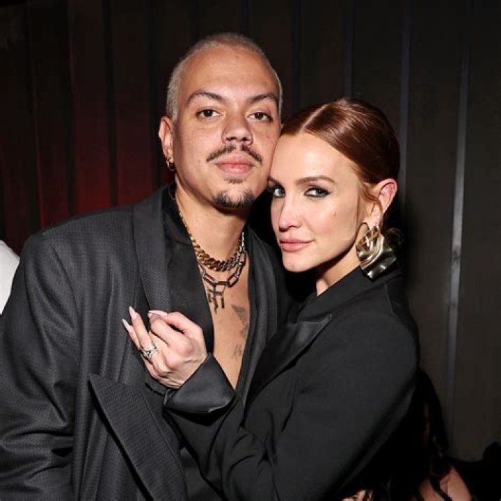 Ashlee Langholz’s Boyfriend: Who is Ashlee Langholz Dating?