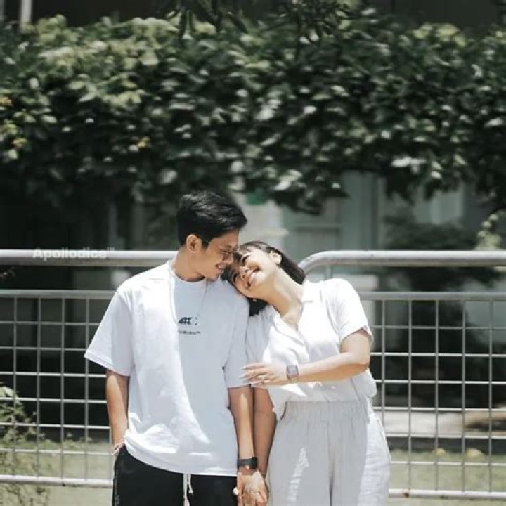 Ayu Puspa’s Boyfriend: Who is Ayu Puspa Dating?