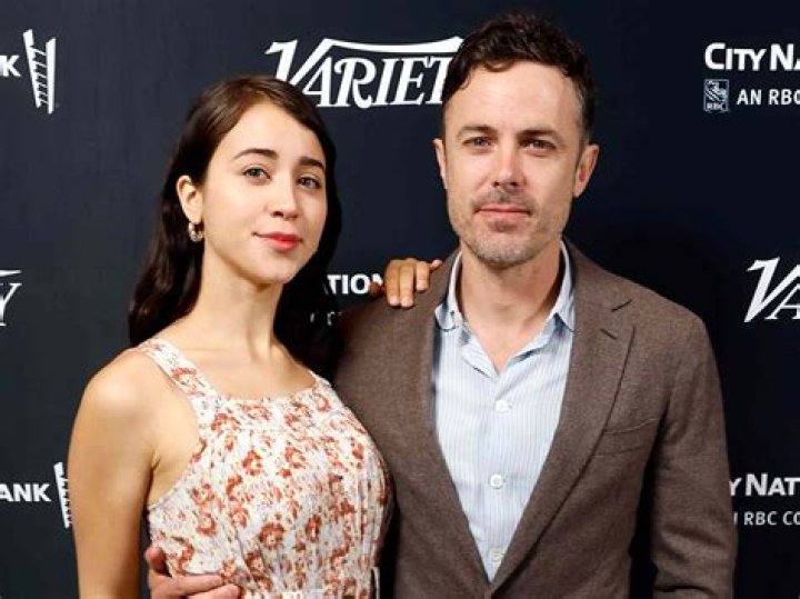 Casey Affleck’s Girlfriend: Who is Casey Affleck Dating?