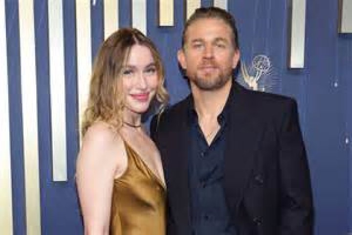 Charlie Hunnam’s Girlfriend: Who is Charlie Hunnam Dating?