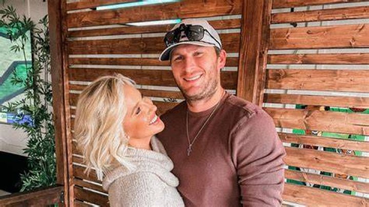 Crashlee’s Boyfriend: Who is Crashlee Dating?