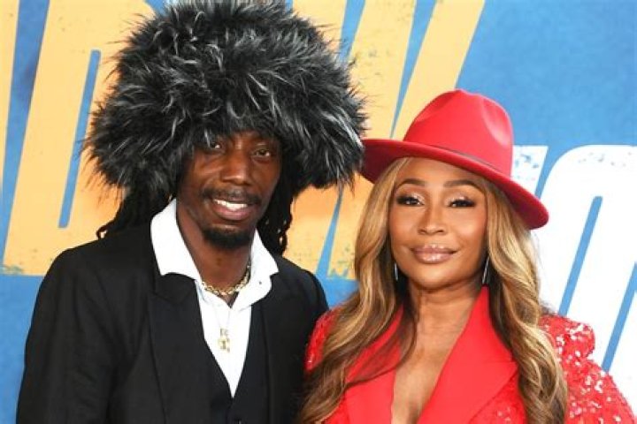 Cynthia Johnson’s Boyfriend: Who is Cynthia Johnson Dating?