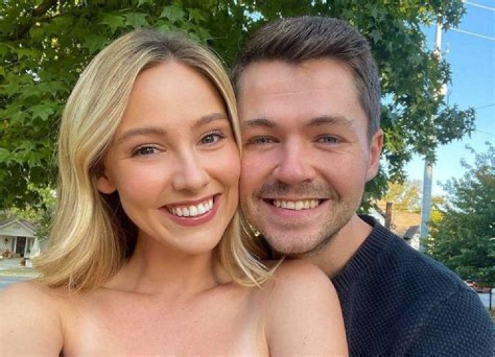 Damian McGinty’s Girlfriend: Who is Damian McGinty Dating?