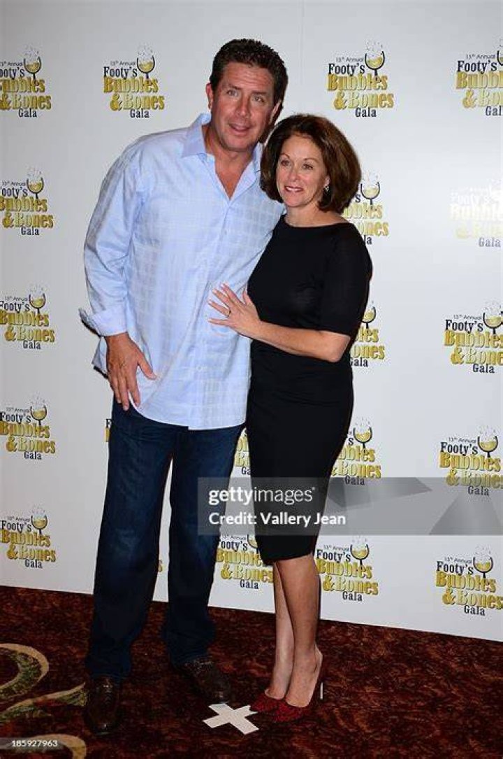 Dan Marino’s Wife: Who is Dan Marino Dating?
