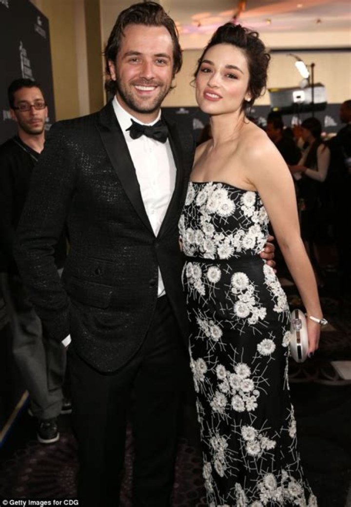 Darren McMullen’s Girlfriend: Who is Darren McMullen Dating?