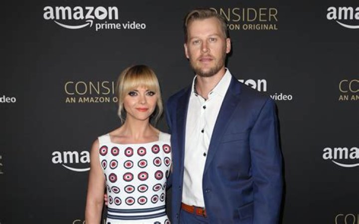 David Hoflin’s Wife: Who is David Hoflin Dating?
