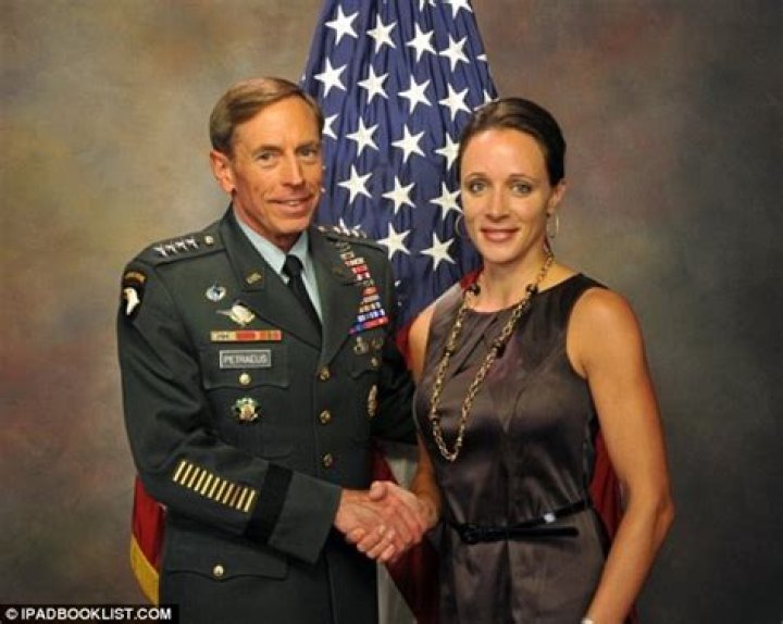 David Petraeus’s Wife: Who is David Petraeus Dating?