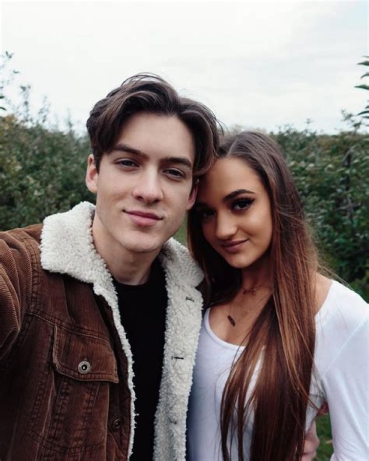 Elijah Wireman’s Boyfriend: Who is Elijah Wireman Dating?
