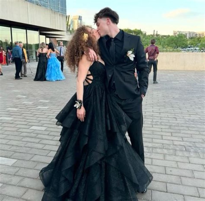 Elina Podporina’s Boyfriend: Who is Elina Podporina Dating?