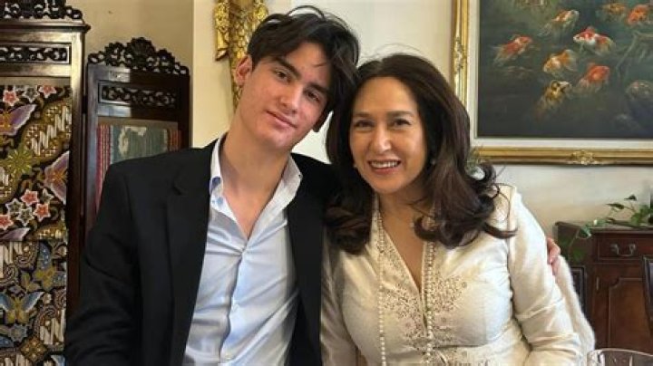 Eriena Kartika Dewi’s Girlfriend: Who is Eriena Kartika Dewi Dating?