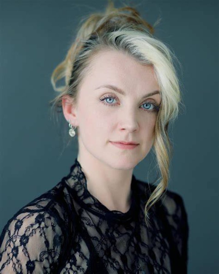 Evanna Lynch’s Boyfriend: Who is Evanna Lynch Dating?