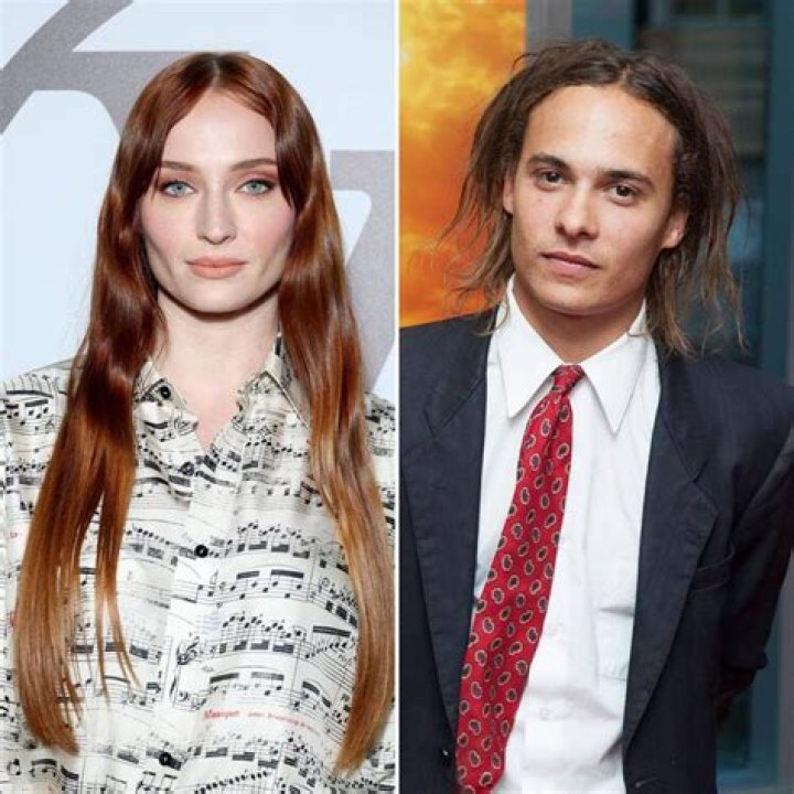 Frank Dellé’s Girlfriend: Who is Frank Dellé Dating?
