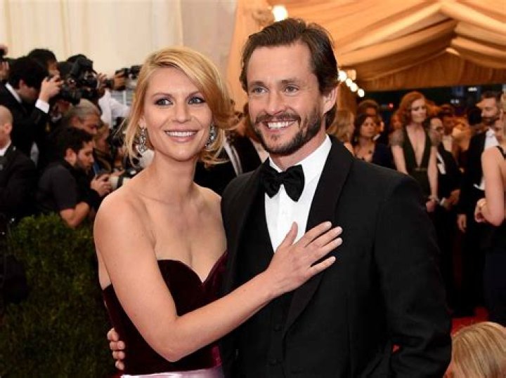 Hugh Dancy’s Wife: Who is Hugh Dancy Dating?