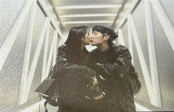 Hyunwook’s Girlfriend: Who is Hyunwook Dating?