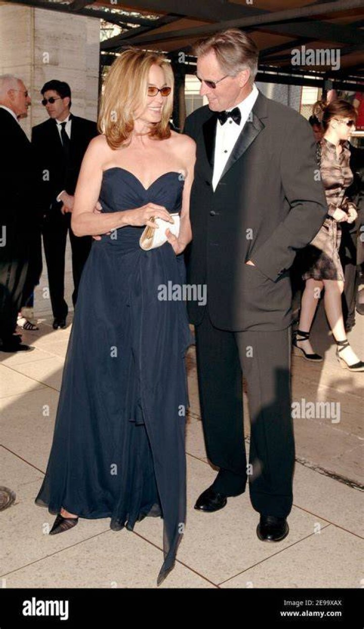 Jessica Lange’s Boyfriend: Who is Jessica Lange Dating?