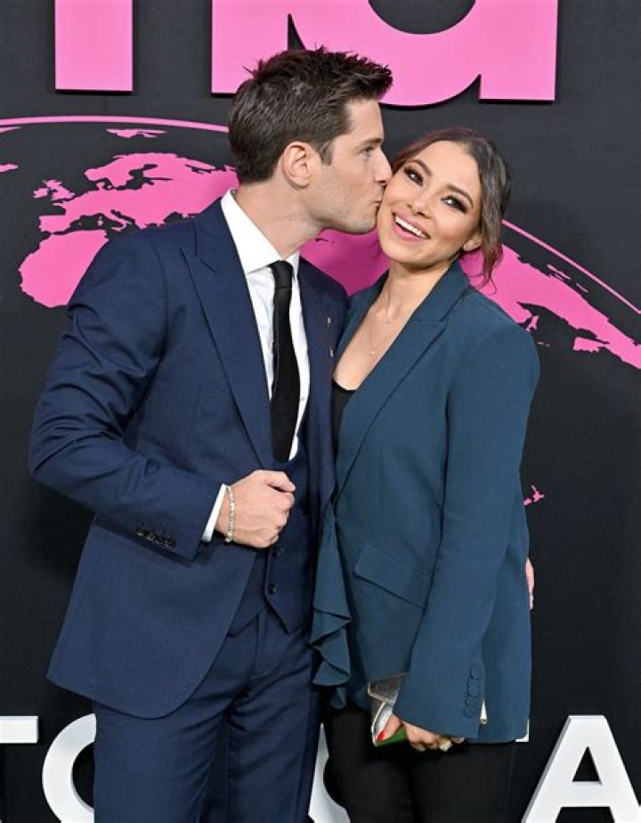 Jessica Parker Kennedy’s Boyfriend: Who is Jessica Parker Kennedy Dating?