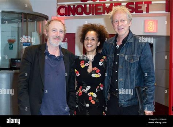 Karyn Parsons’s Husband: Who is Karyn Parsons Dating?