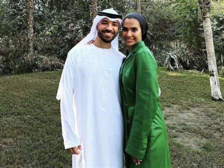 Khalid Bounouar’s Girlfriend: Who is Khalid Bounouar Dating?