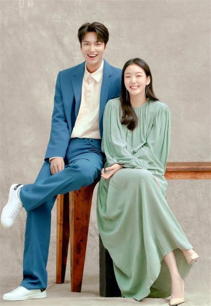 Kim Jung-eun’s Boyfriend: Who is Kim Jung-eun Dating?