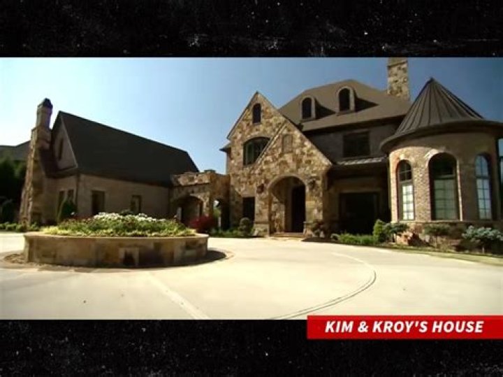 Kim Zolciak & Kroy Biermann’s Small Win in Fight to Save $6 Million Georgia Mansion from Foreclosure