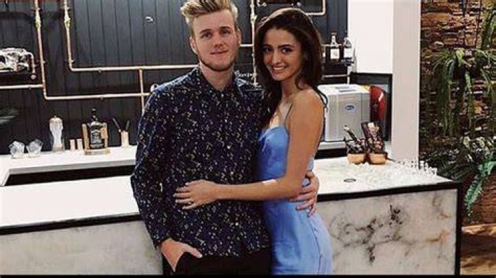 Lachlan Markay’s Girlfriend: Who is Lachlan Markay Dating?