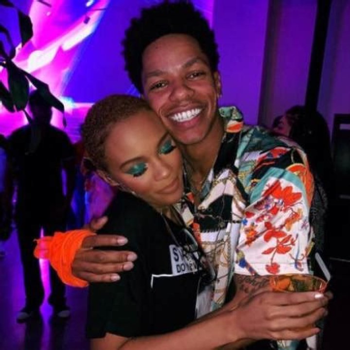 Lauryn McClain’s Boyfriend: Who is Lauryn McClain Dating?
