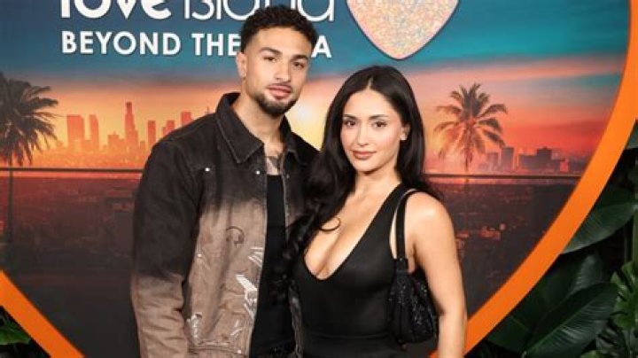 Leah Weller’s Boyfriend: Who is Leah Weller Dating?