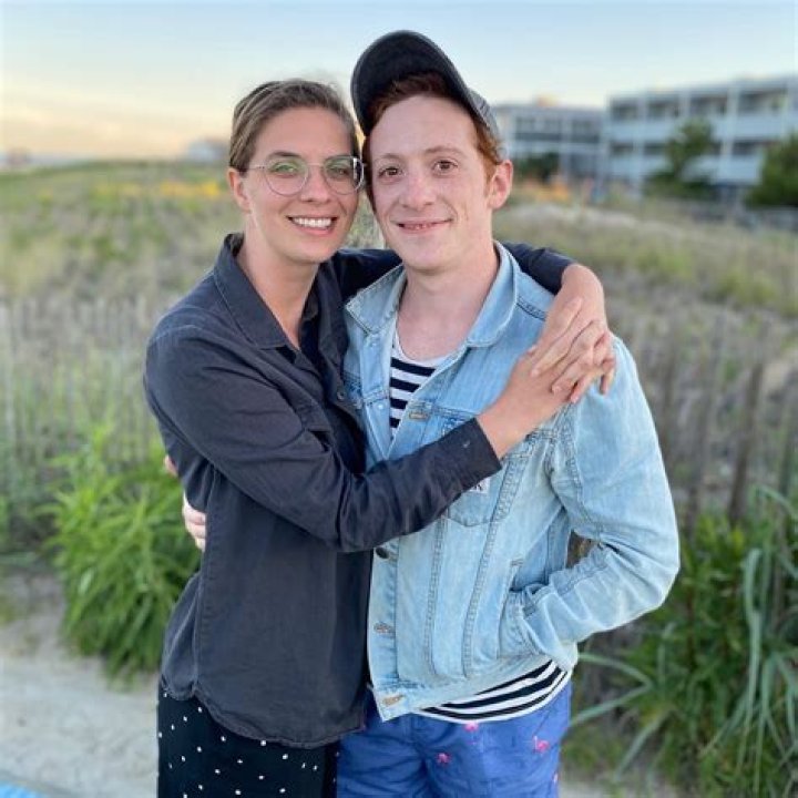 Lilly Moreau’s Boyfriend: Who is Lilly Moreau Dating?