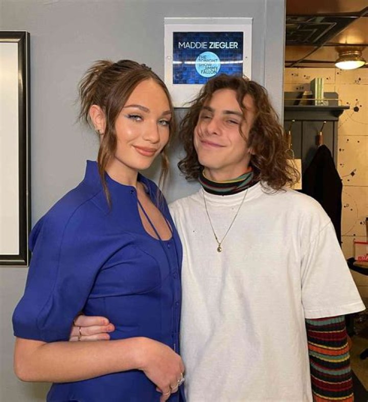 Mackenzie Ziegler’s Boyfriend: Who is Mackenzie Ziegler Dating?
