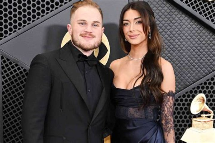 Maju Lozano’s Girlfriend: Who is Maju Lozano Dating?