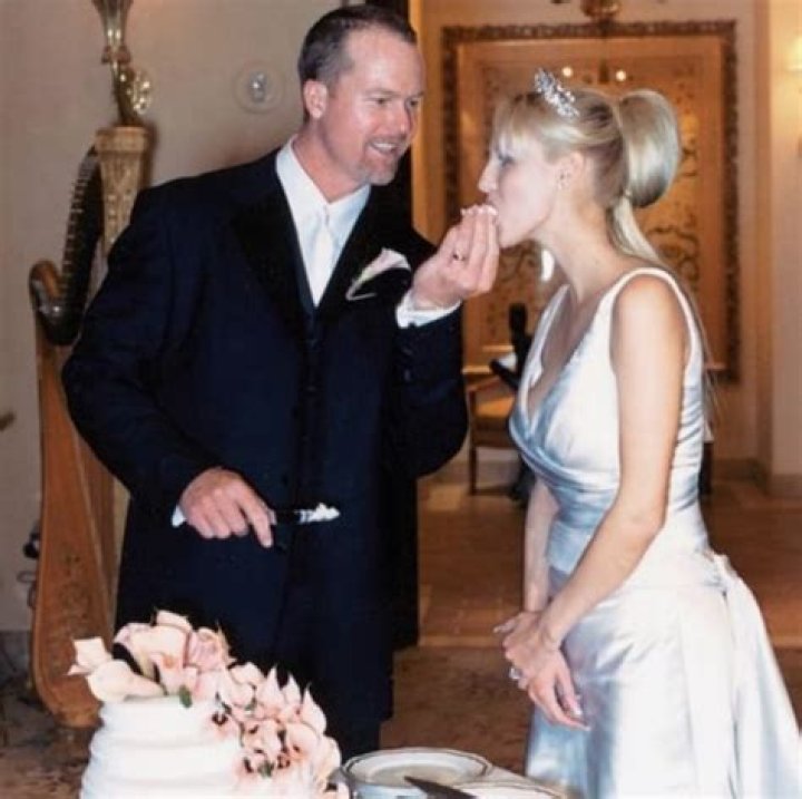 Mark McGwire’s Wife: Who is Mark McGwire Dating?