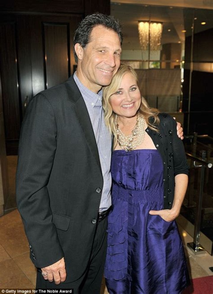 Maureen McCormick’s Husband: Who is Maureen McCormick Dating?