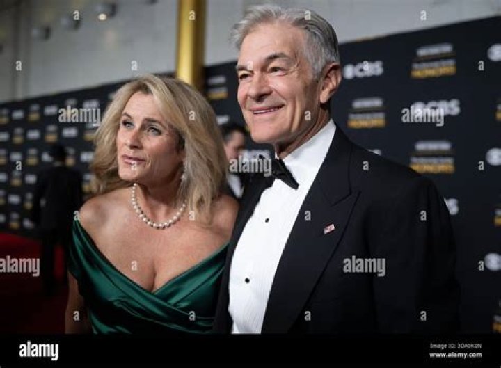 Mehmet Oz’s Wife: Who is Mehmet Oz Dating?