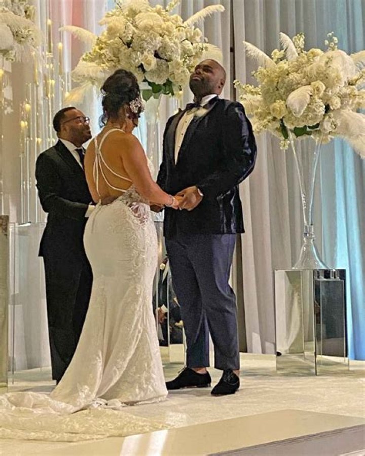 Michael Oher’s Girlfriend: Who is Michael Oher Dating?