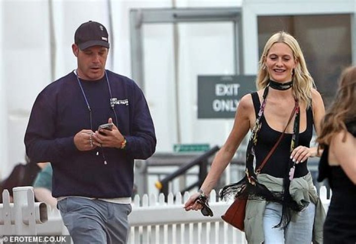 Poppy Delevingne’s Boyfriend: Who is Poppy Delevingne Dating?