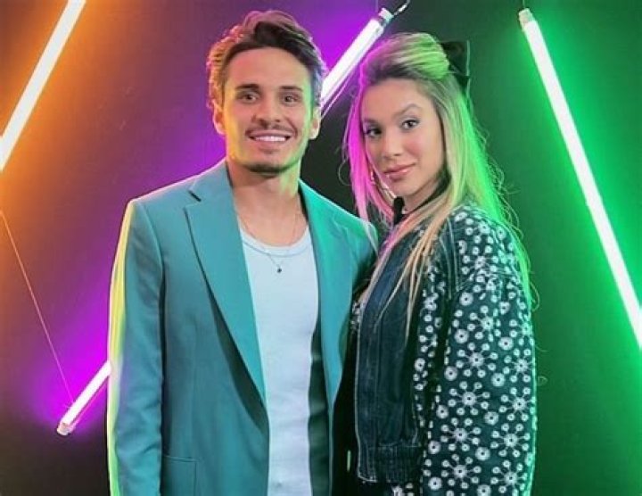 Raphael Veiga’s Girlfriend: Who is Raphael Veiga Dating?