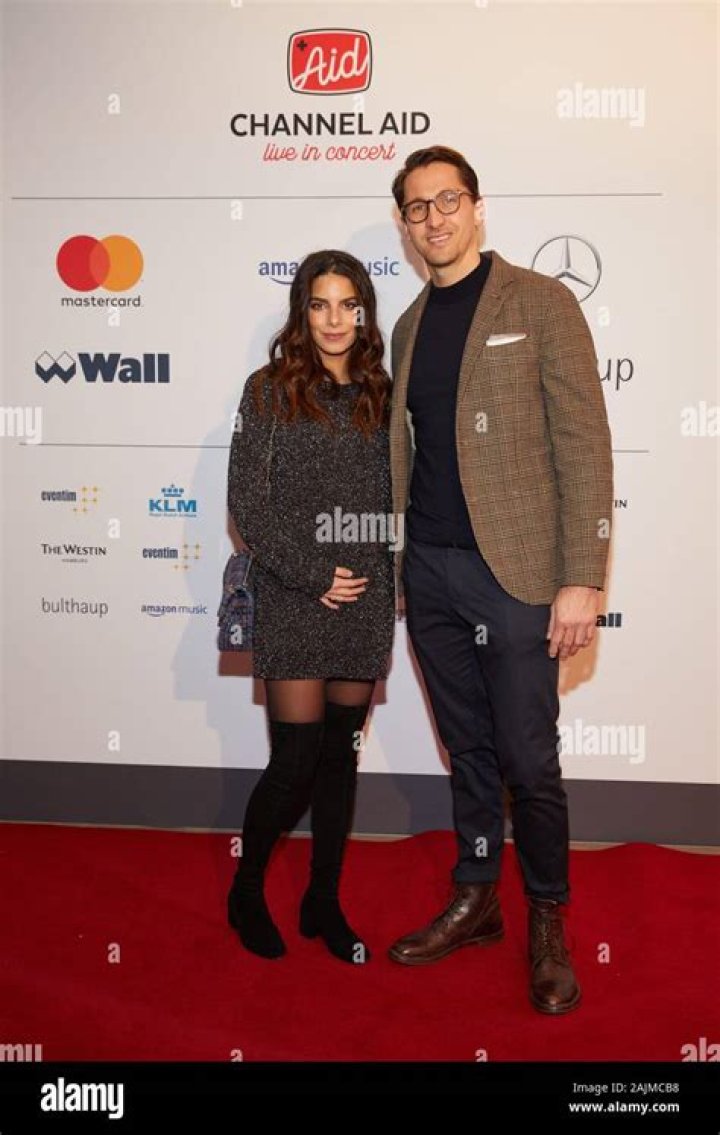 Rene Adler’s Wife: Who is Rene Adler Dating?