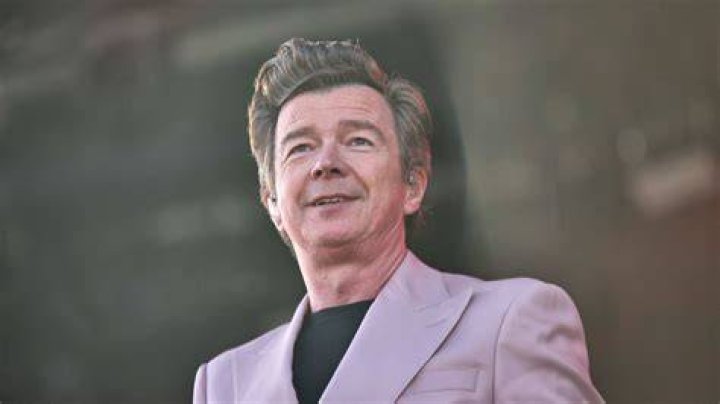 Rick Astley’s Wife: Who is Rick Astley Dating?