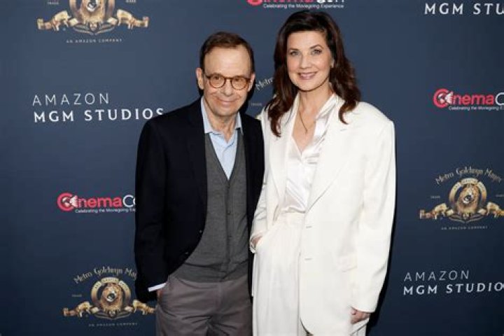 Rick Moranis’s Girlfriend: Who is Rick Moranis Dating?