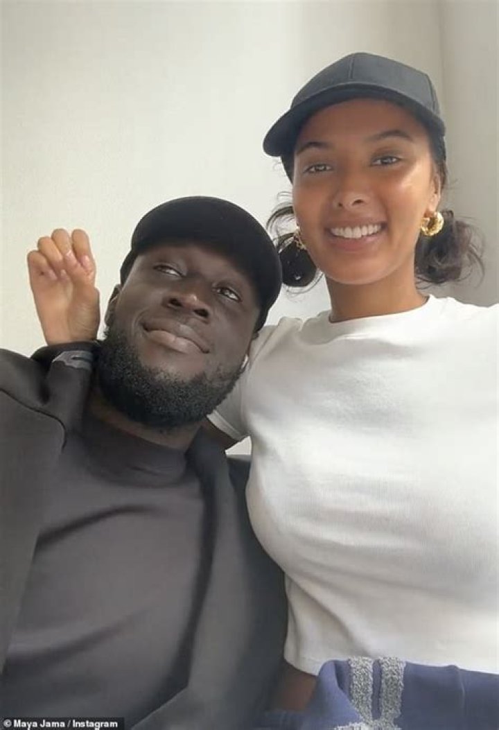 Riya Jama’s Girlfriend: Who is Riya Jama Dating?
