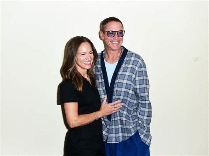 Robert The New Mask’s Girlfriend: Who is Robert The New Mask Dating?