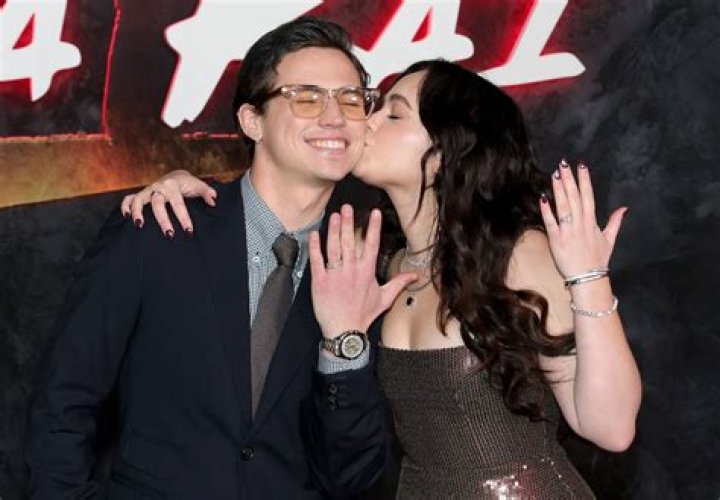 Samantha Partida’s Girlfriend: Who is Samantha Partida Dating?