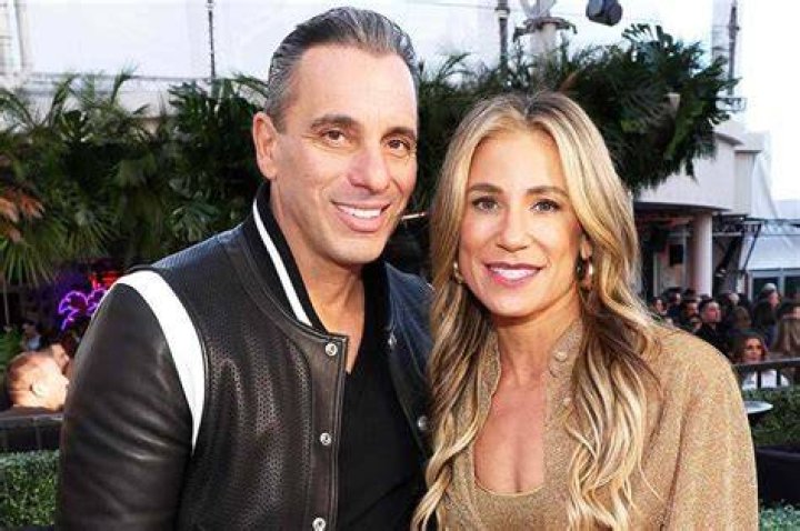 Sebastián Mariscal’s Girlfriend: Who is Sebastián Mariscal Dating?
