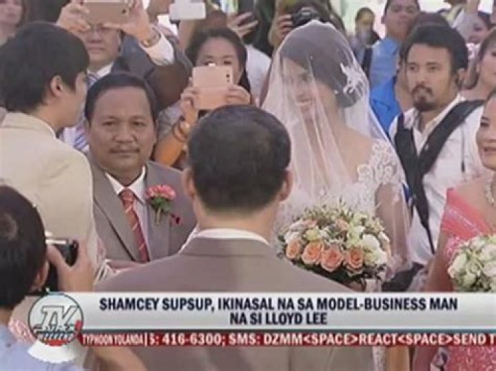 Shamcey Supsup’s Husband: Who is Shamcey Supsup Dating?